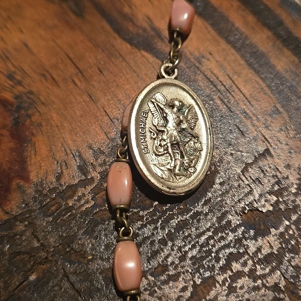 Vintage Pink Bronze Silver Tone Medals Color Rosary Necklace Faith Love Hope - Picture 7 of 16